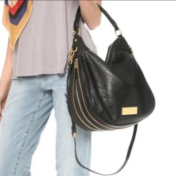 Marc Jacobs Black Textured Leather Hobo
No long strap - Picture 1 of 11